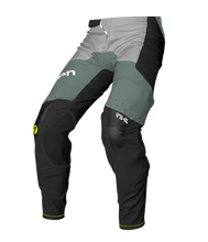 Load image into Gallery viewer, Seven Rival Division Pant
