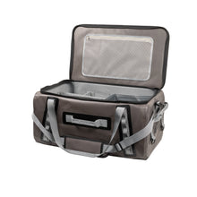 Load image into Gallery viewer, Gear Trunk
